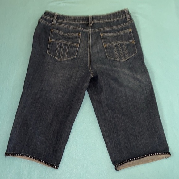 A.N.A A New Approach capri denim blue with white accent stitching size 12 - Picture 2 of 12